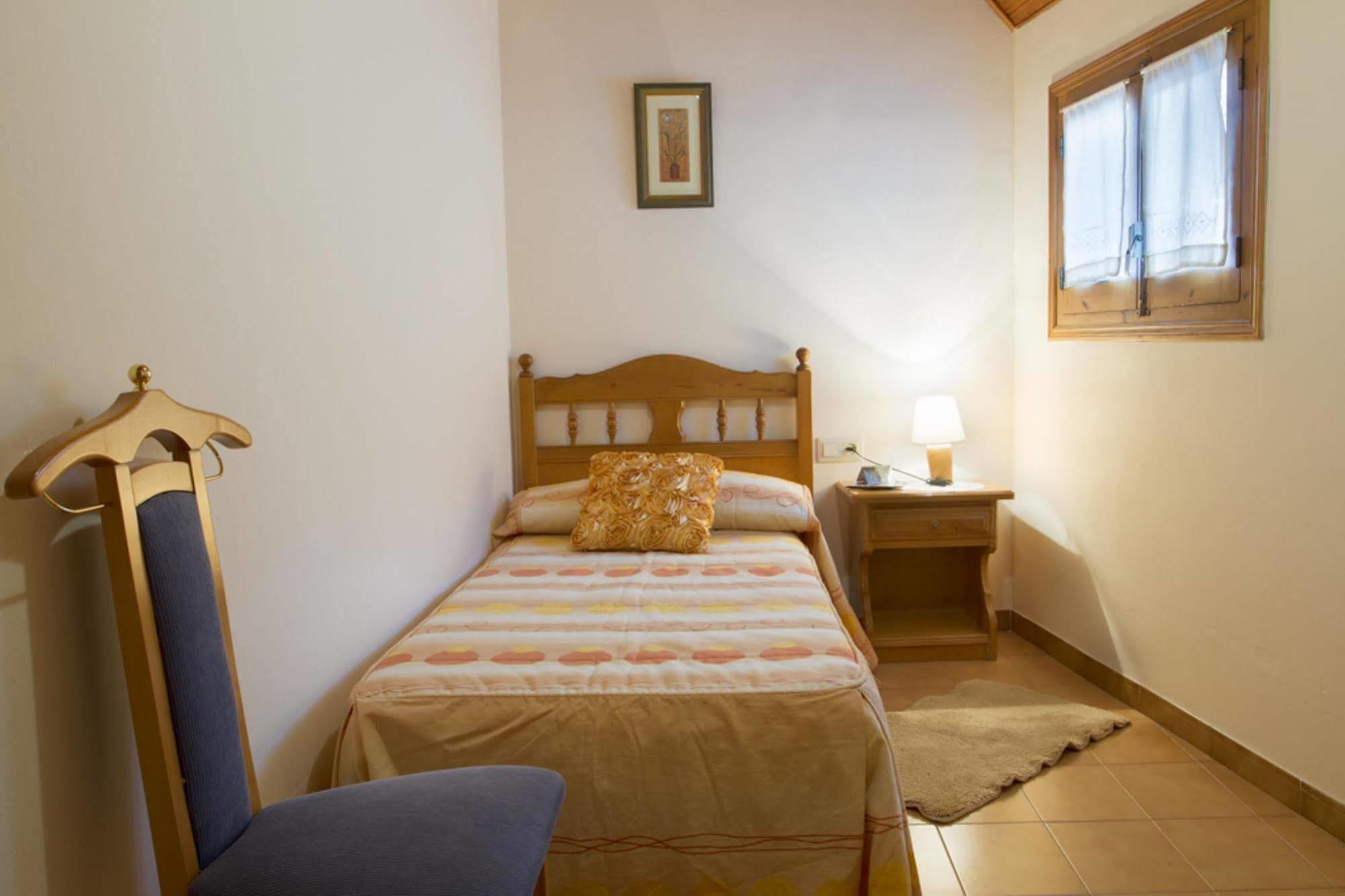 Hostal Aiguamog Salardú Eksteriør billede