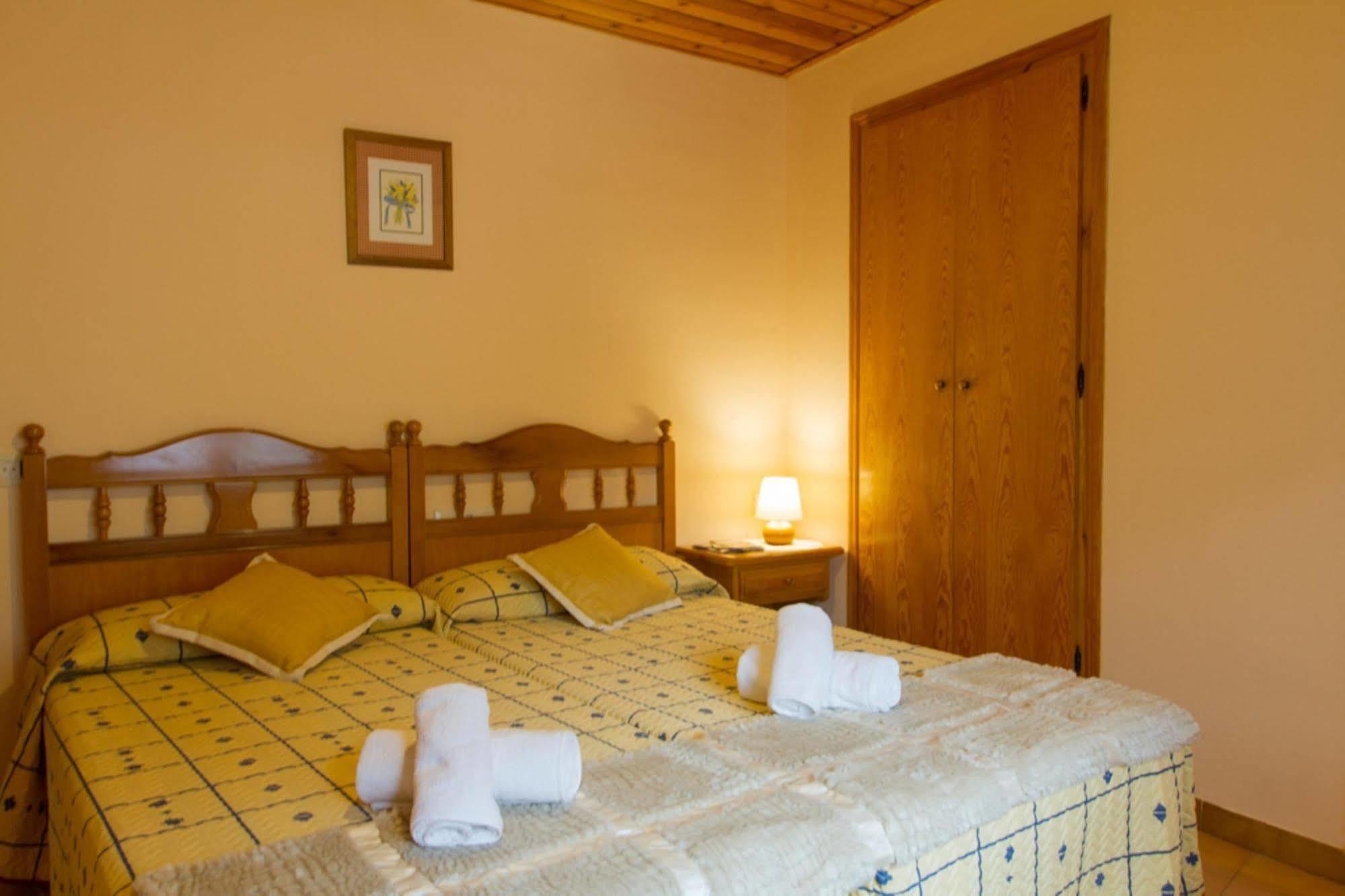 Hostal Aiguamog Salardú Eksteriør billede