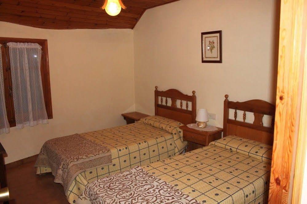Hostal Aiguamog Salardú Eksteriør billede